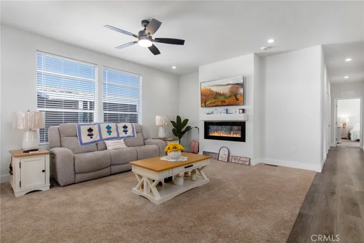 27601 Sun City 303, Menifee, California 92586