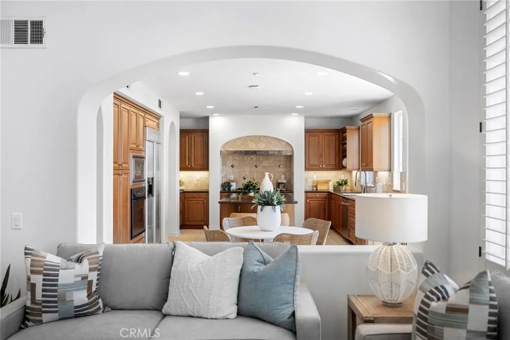 15 Mason Lane, Ladera Ranch, California 92694 home-pic-10