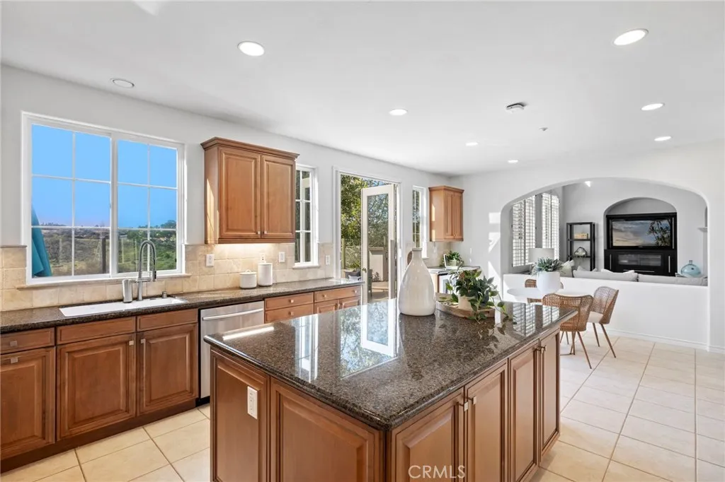 15 Mason Lane, Ladera Ranch, California 92694 home-pic-13