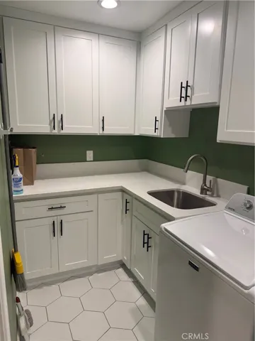 Photo 2 of laundry room