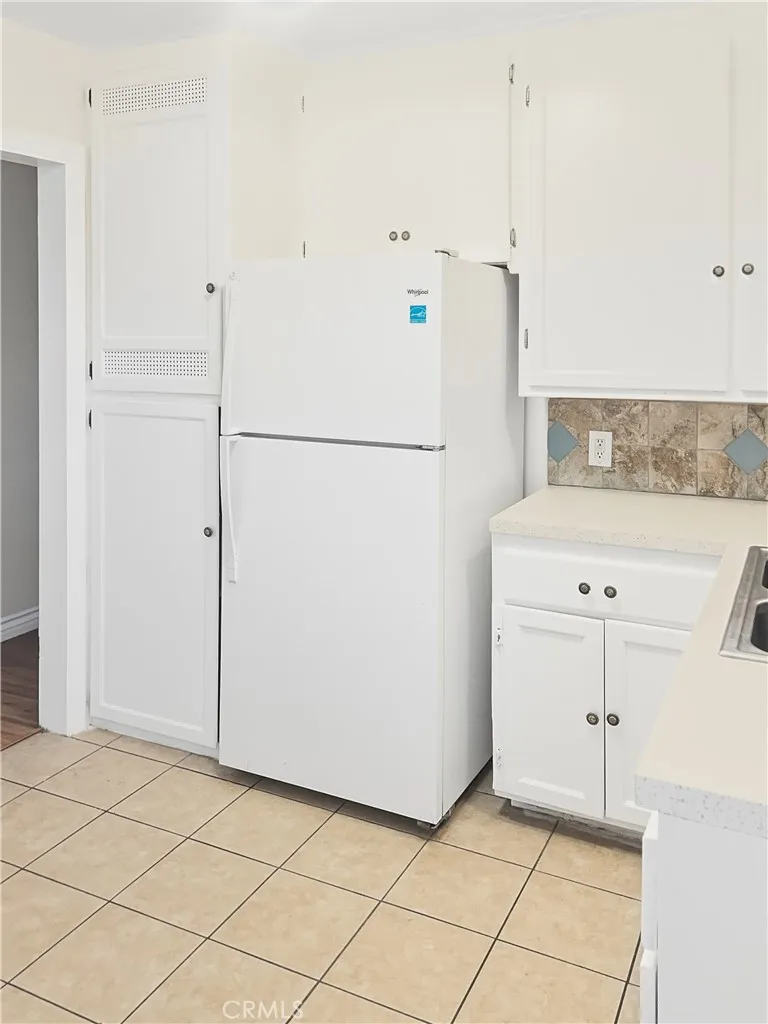3834 West Blvd, Los Angeles, California 90008 home-pic-18