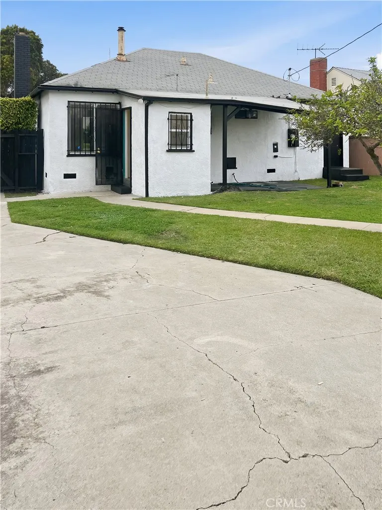 3834 West Blvd, Los Angeles, California 90008 home-pic-25