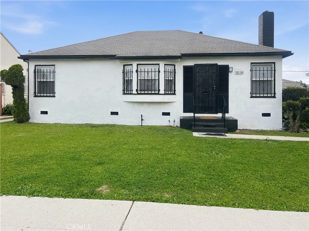 3834 West Blvd, Los Angeles, California 90008 home-pic-1
