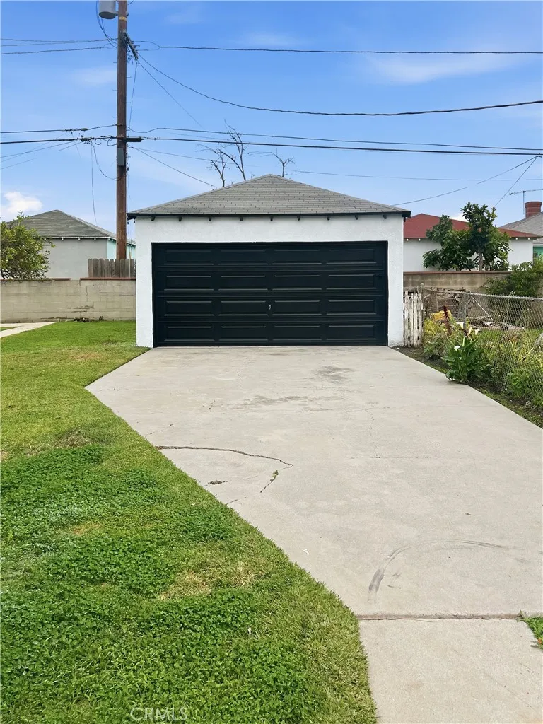 3834 West Blvd, Los Angeles, California 90008 home-pic-22