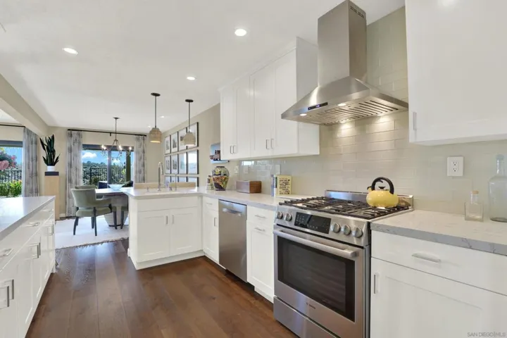 , Escondido, California 92025