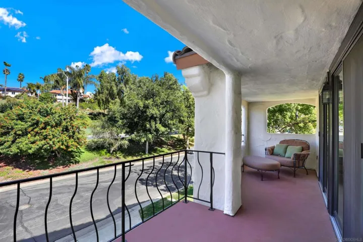 , Escondido, California 92025