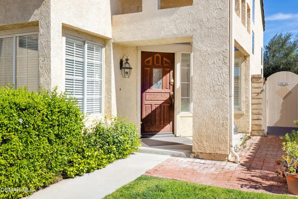 2528 Lowell Court, Simi Valley, California 93065 home-pic-2