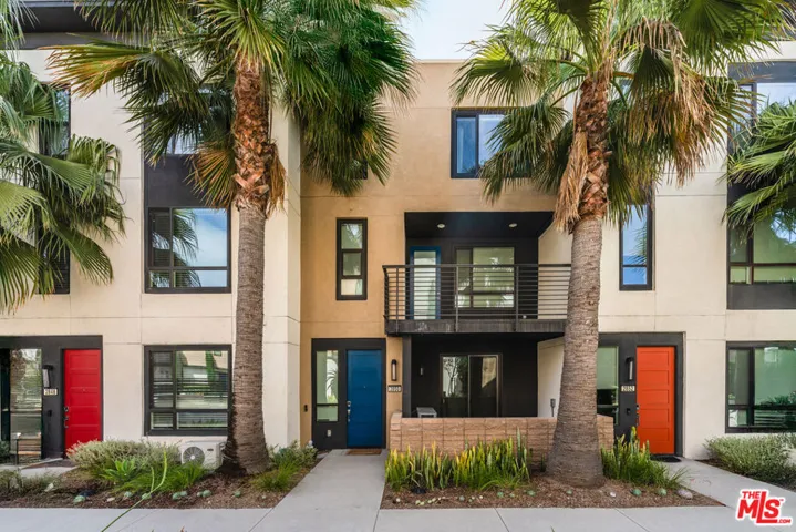 2850 N Glassell Street, Orange, California 92865