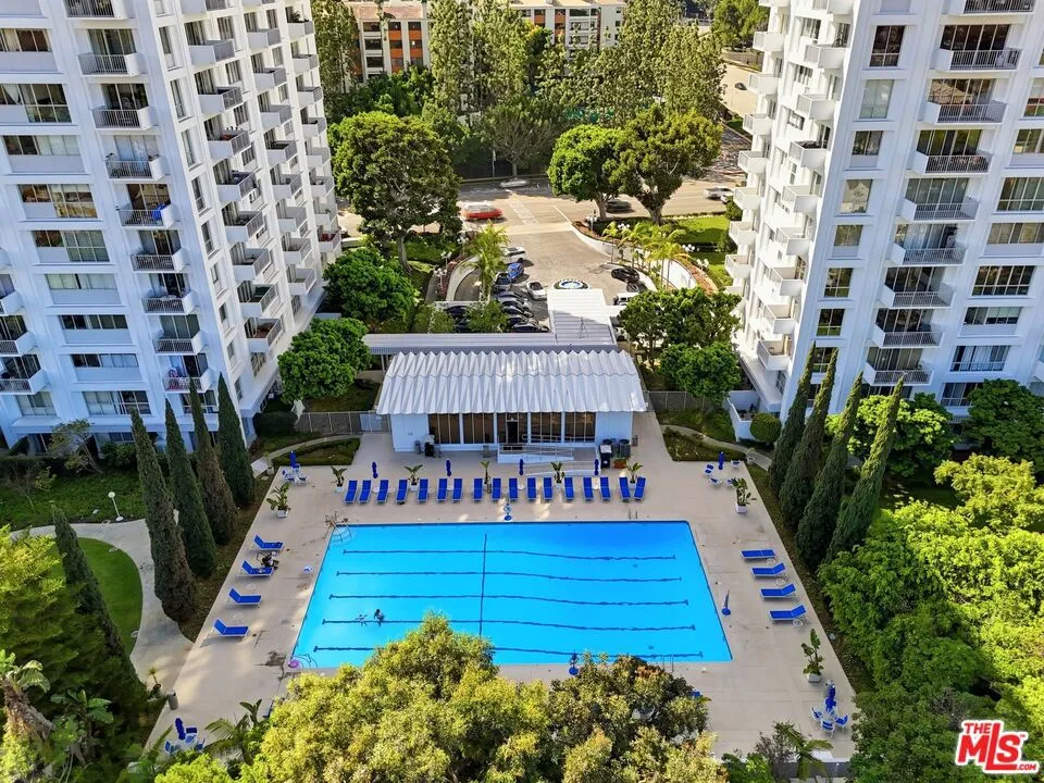 2160 Century Parkway 411, Los Angeles, California 90067 home-pic-28