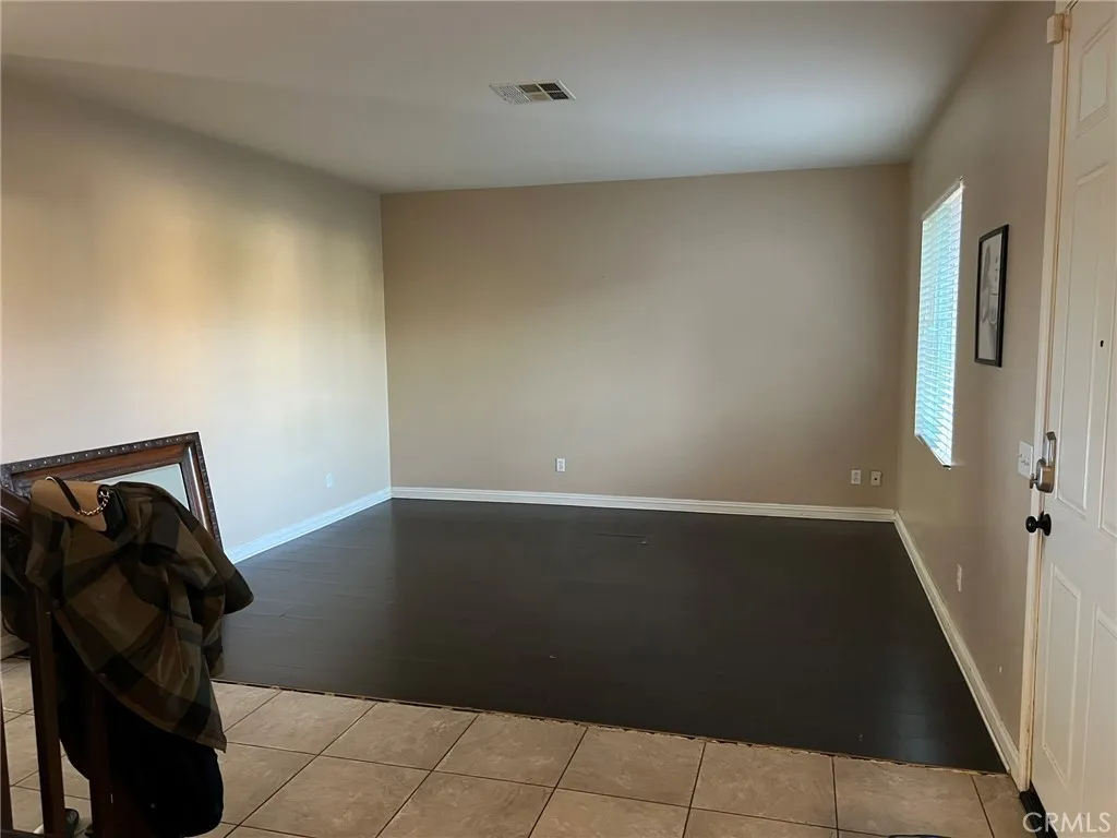 36377 Capri, Winchester, California 92596 home-pic-13