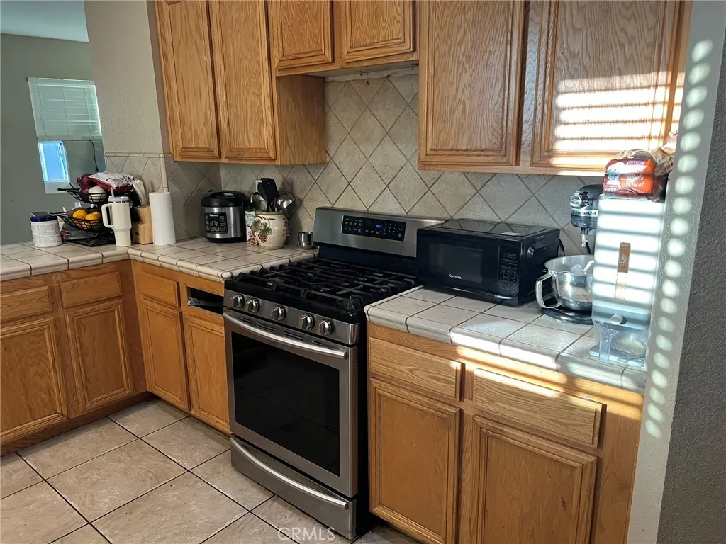 36377 Capri, Winchester, California 92596 home-pic-11