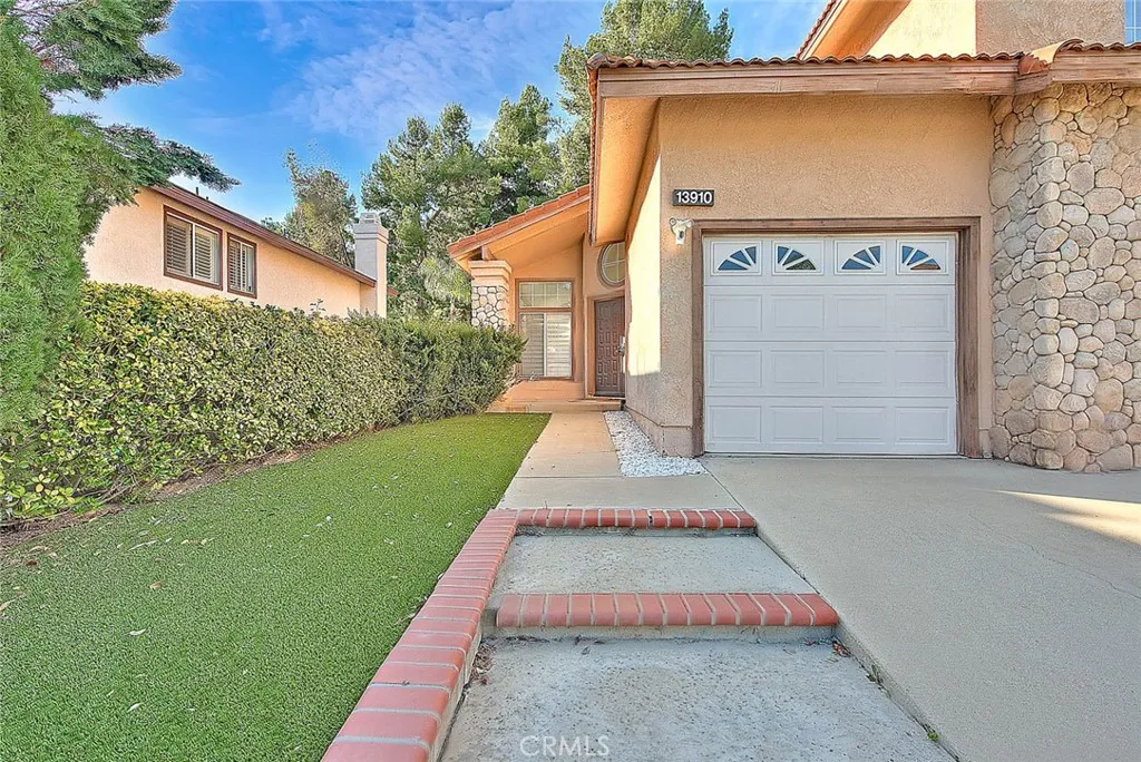 13910 Monteverde, Chino Hills, California 91709 home-pic-53