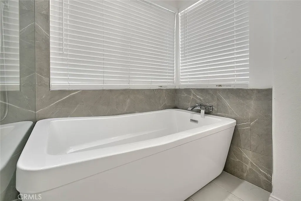 13910 Monteverde, Chino Hills, California 91709 home-pic-36