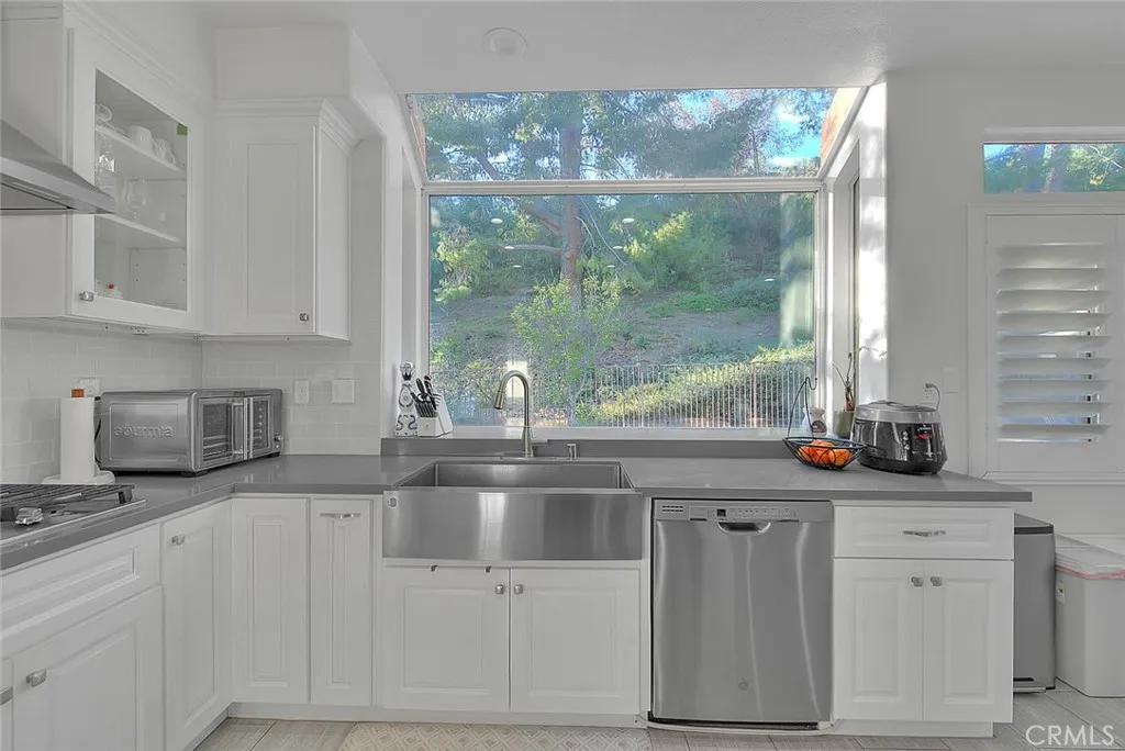 13910 Monteverde, Chino Hills, California 91709 home-pic-19
