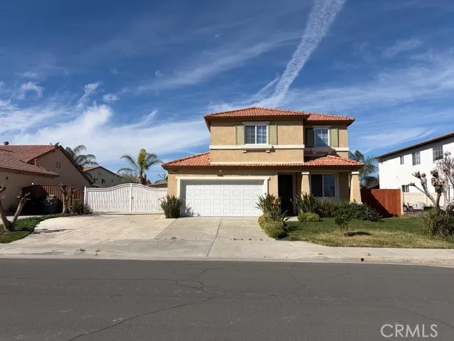 724 Grassy Meadow Drive, San Jacinto, California 92582 home-pic-1