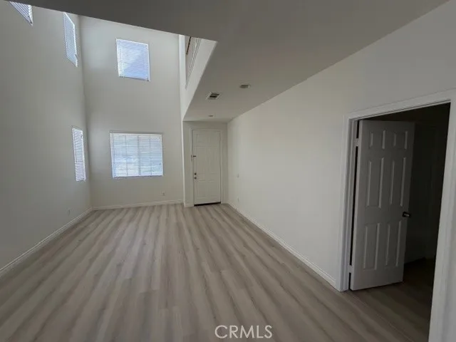 724 Grassy Meadow Drive, San Jacinto, California 92582 home-pic-8