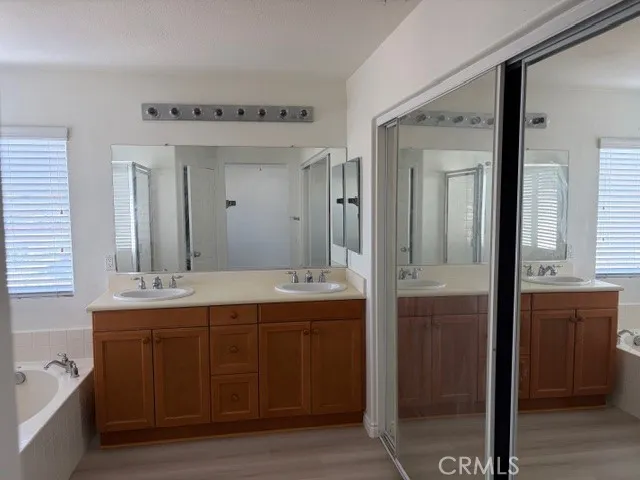 724 Grassy Meadow Drive, San Jacinto, California 92582 home-pic-22