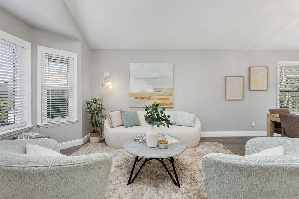 5259 Hubbert St., Oceanside, California 92056 home-pic-3