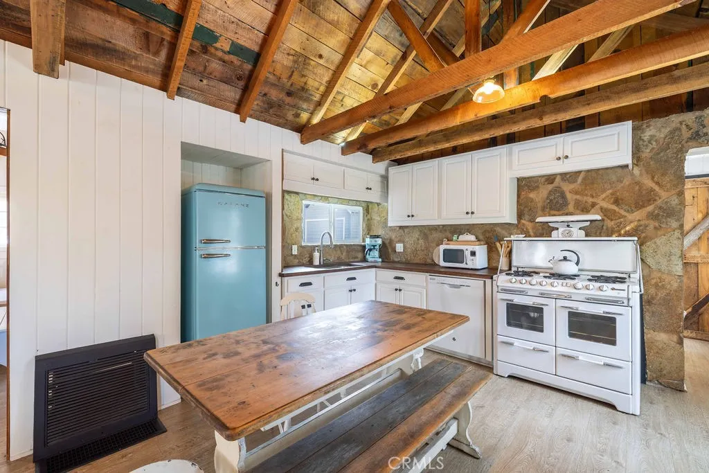644 Marin, Big Bear Lake, California 92315 home-pic-29