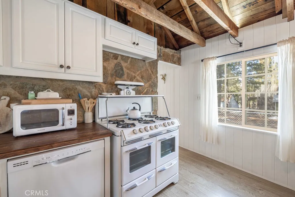 644 Marin, Big Bear Lake, California 92315 home-pic-31