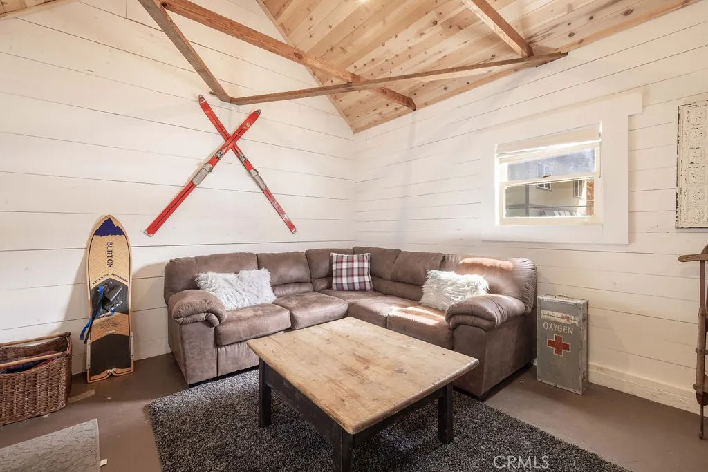 644 Marin, Big Bear Lake, California 92315 home-pic-44