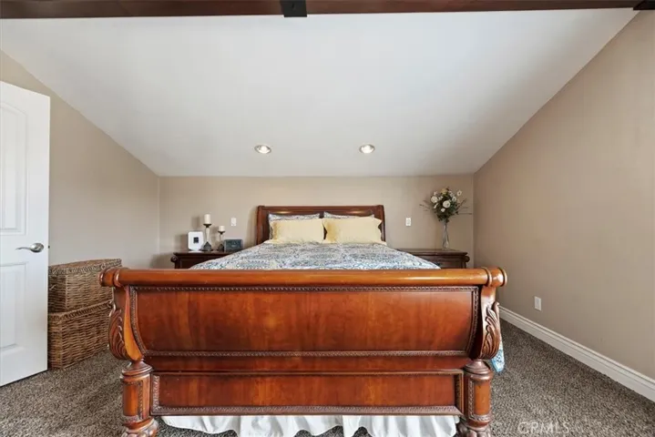 6901 Saddleback Place, Rancho Cucamonga, California 91701
