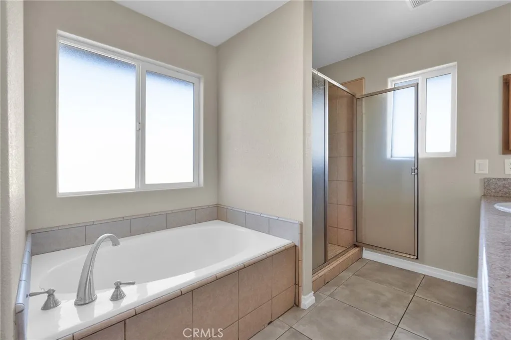 12865 Barbet Road, Phelan, California 92371 home-pic-27