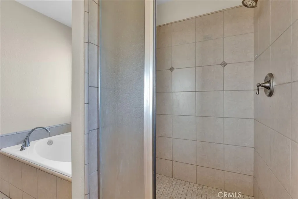 12865 Barbet Road, Phelan, California 92371 home-pic-29