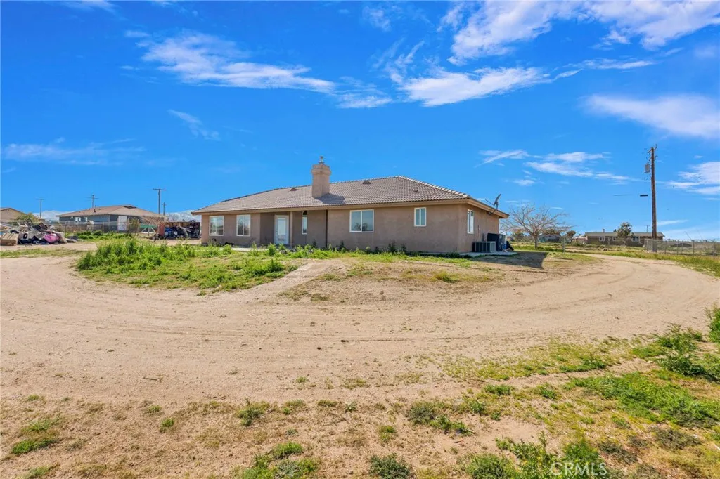 12865 Barbet Road, Phelan, California 92371 home-pic-48