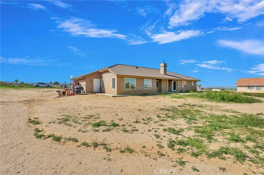 12865 Barbet Road, Phelan, California 92371 home-pic-46