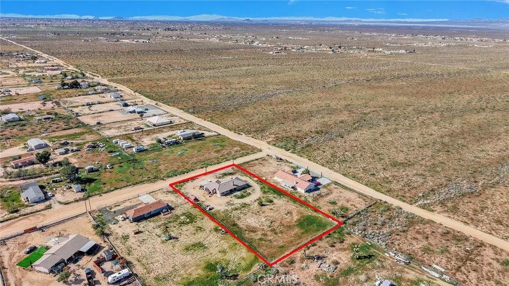 12865 Barbet Road, Phelan, California 92371 home-pic-51