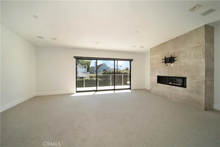 PRIMARY SUITE WITH FIREPLACE