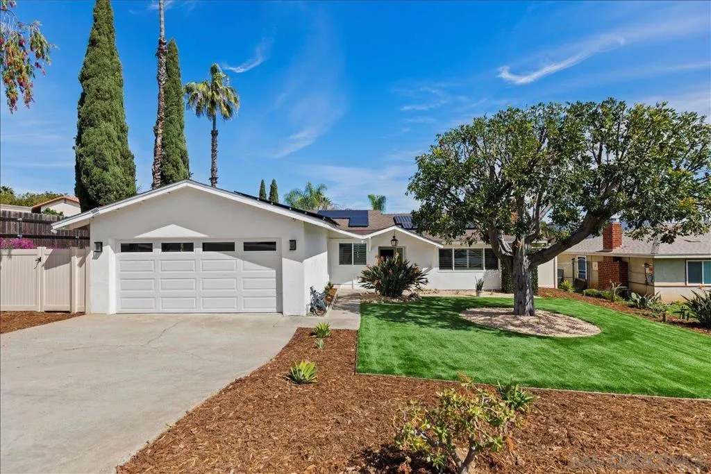 1452 N Fig St, Escondido, California 92026 home-pic-1