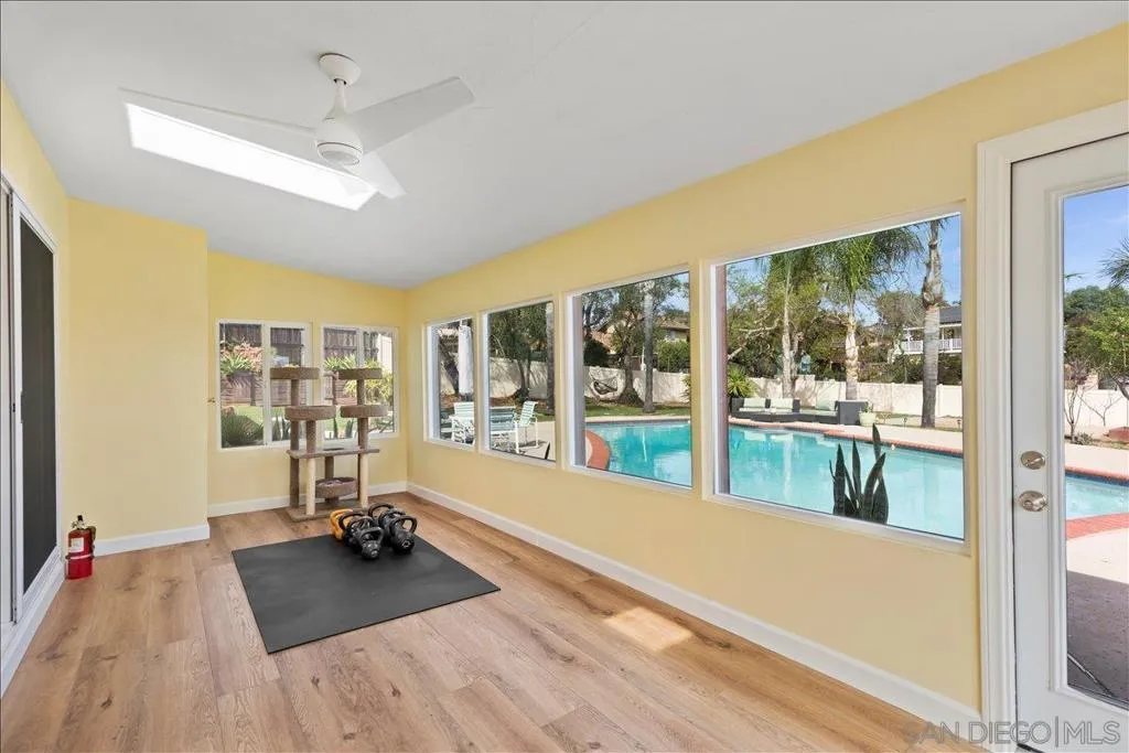 1452 N Fig St, Escondido, California 92026 home-pic-20