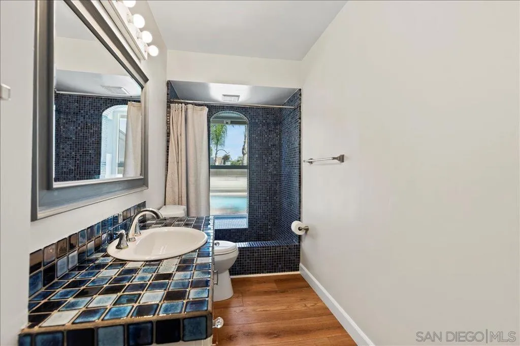 1452 N Fig St, Escondido, California 92026 home-pic-39