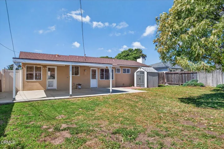 30-web-or-mls-Upmarket Media-204Ban089