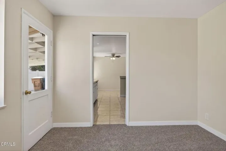15-web-or-mls-Upmarket Media-204Ban028