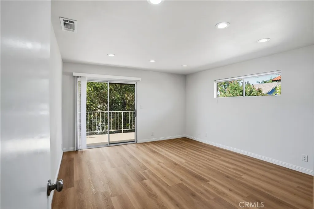 22082 Loch Lomond Drive, Canyon Lake, California 92587 home-pic-22