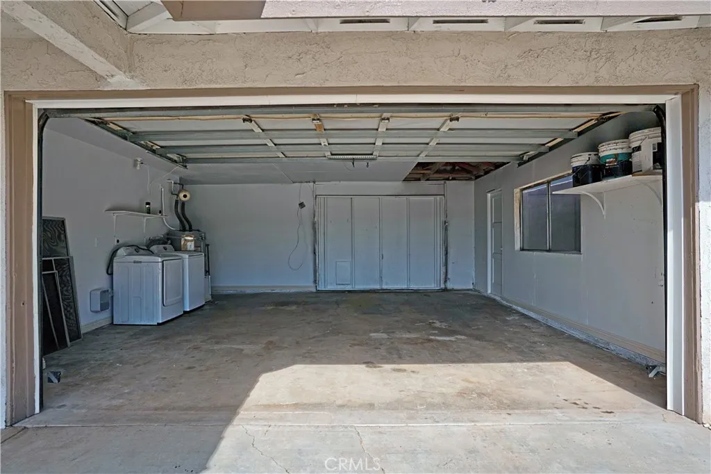 22082 Loch Lomond Drive, Canyon Lake, California 92587 home-pic-34