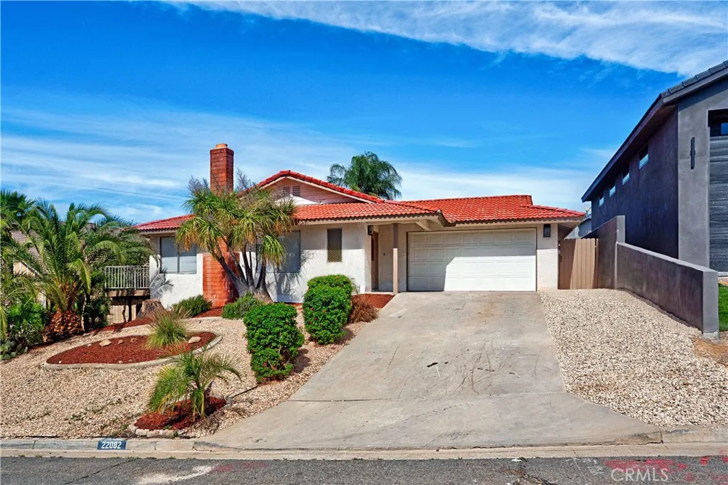 22082 Loch Lomond Drive, Canyon Lake, California 92587 home-pic-4