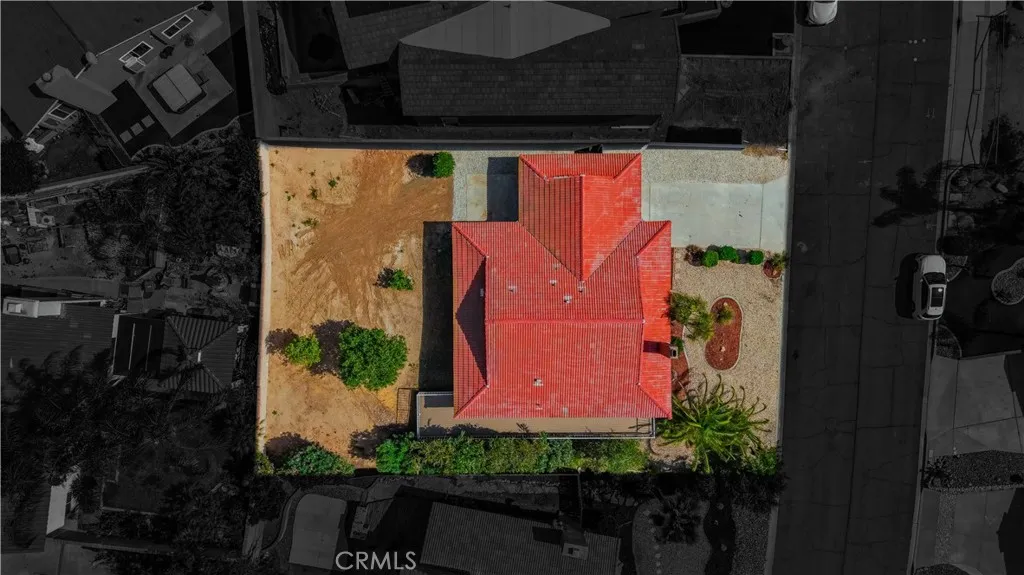 22082 Loch Lomond Drive, Canyon Lake, California 92587 home-pic-3