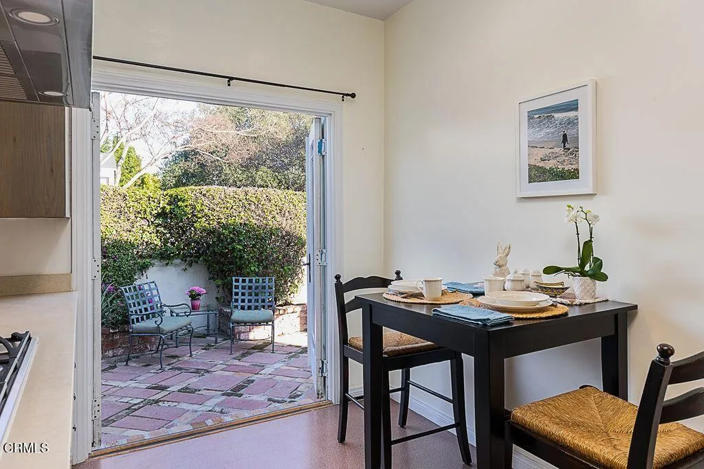 3364 Yorkshire Road, Pasadena, California 91107 home-pic-16