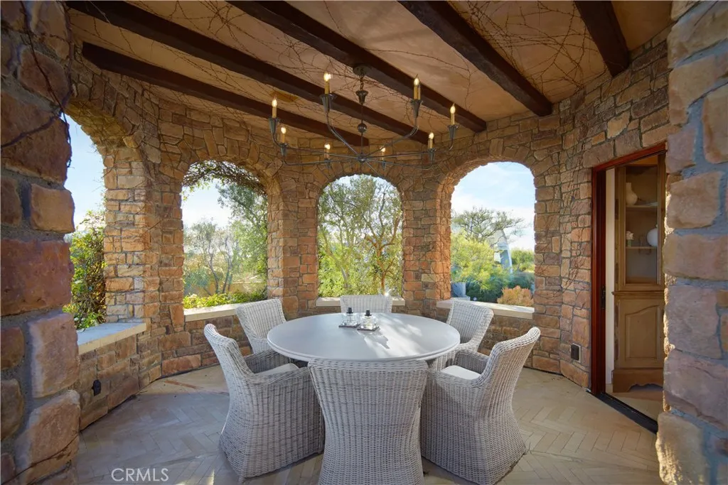 1302 Skyline Drive, Laguna Beach, California 92651 home-pic-29