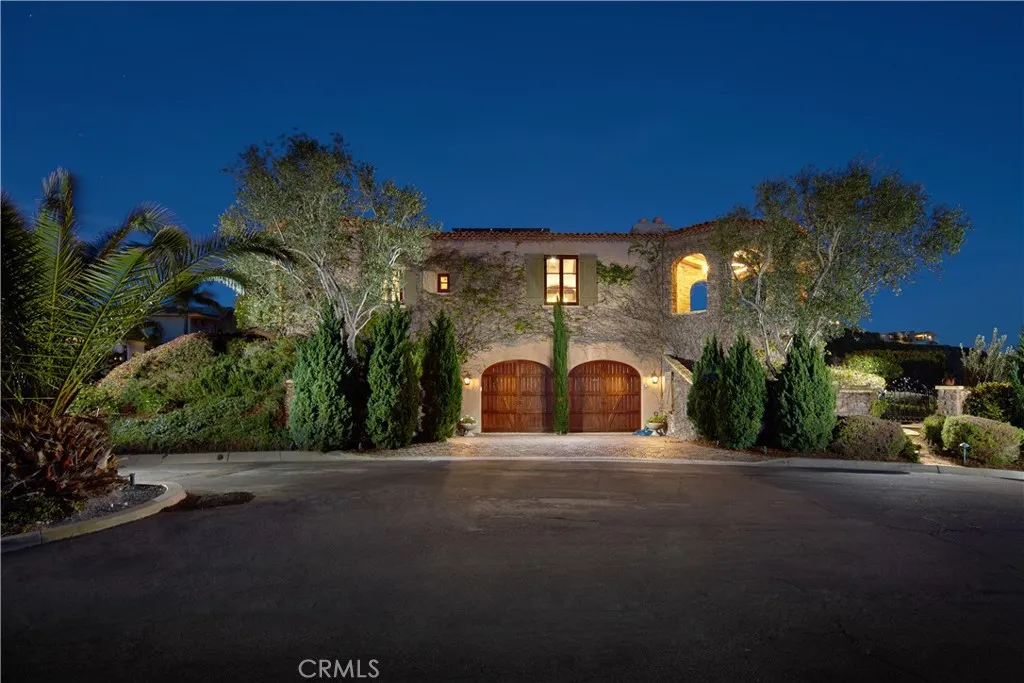 1302 Skyline Drive, Laguna Beach, California 92651 home-pic-39