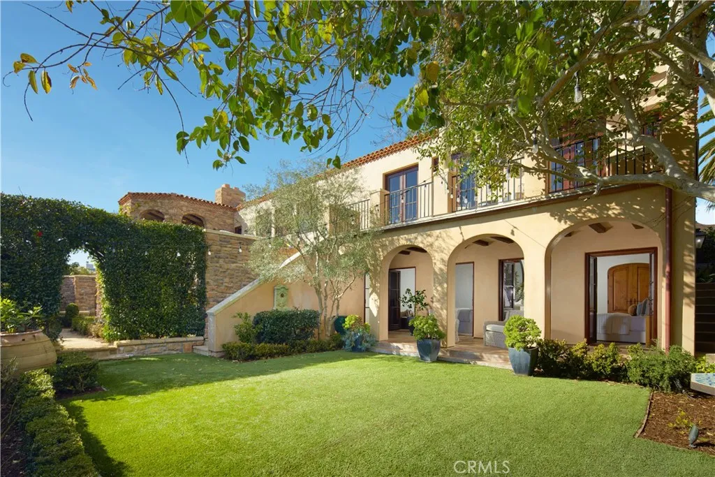 1302 Skyline Drive, Laguna Beach, California 92651 home-pic-25