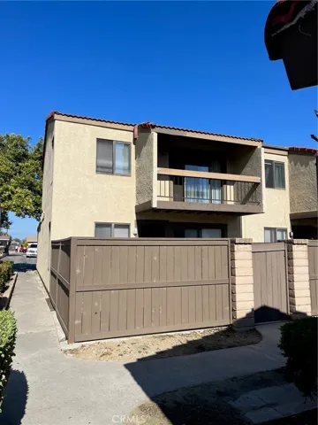 9250 Citrus Ave. E, Fontana, California 92335