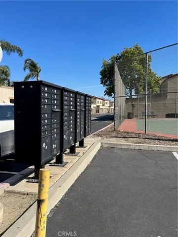 9250 Citrus Ave. E, Fontana, California 92335