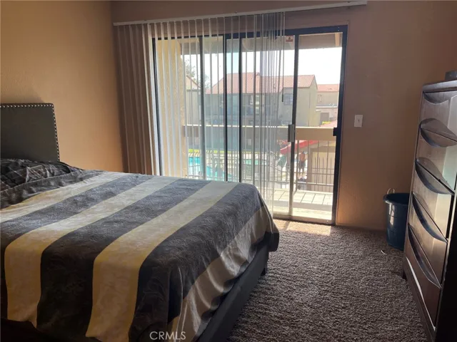9250 Citrus Ave. E, Fontana, California 92335