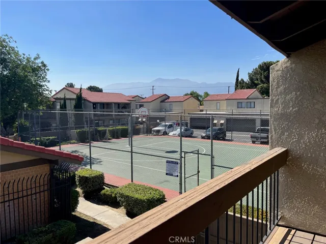 9250 Citrus Ave. E, Fontana, California 92335