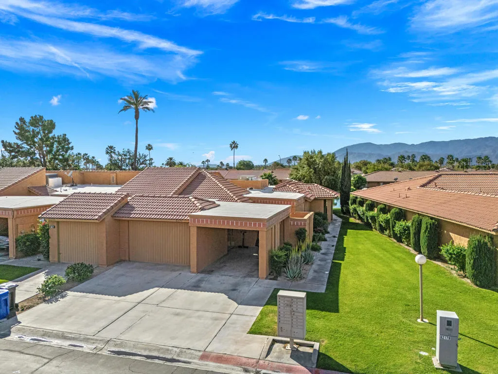 82191 Ullman, Indio, California 92201 home-pic-9